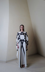 Classic caftan in white silk