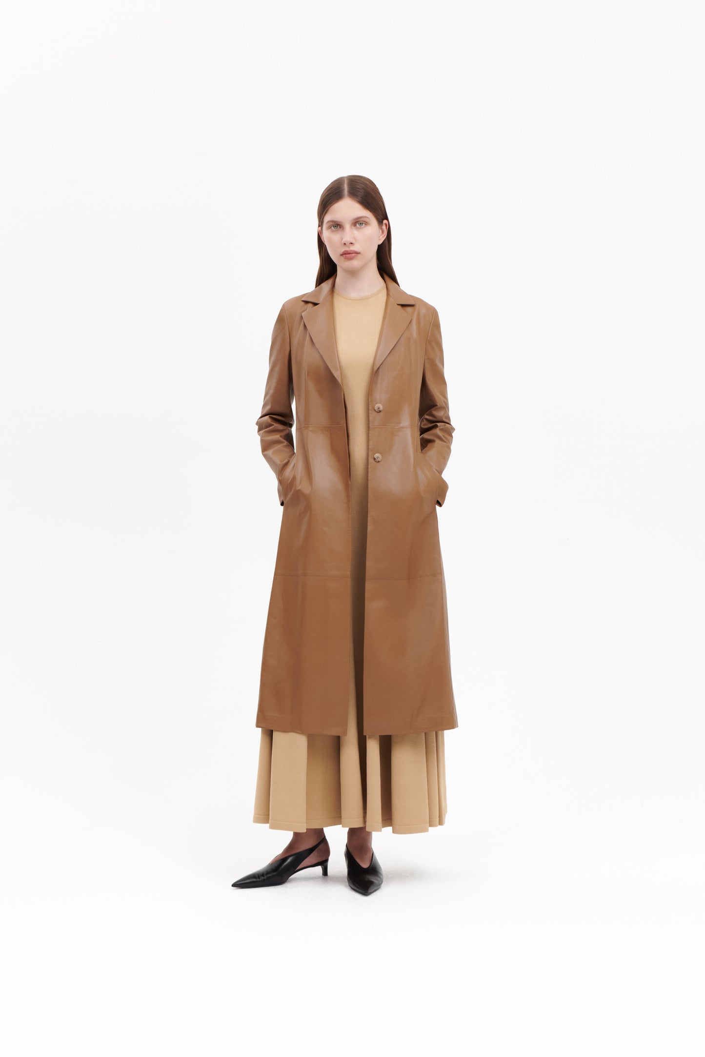 Classic leather coat in camel