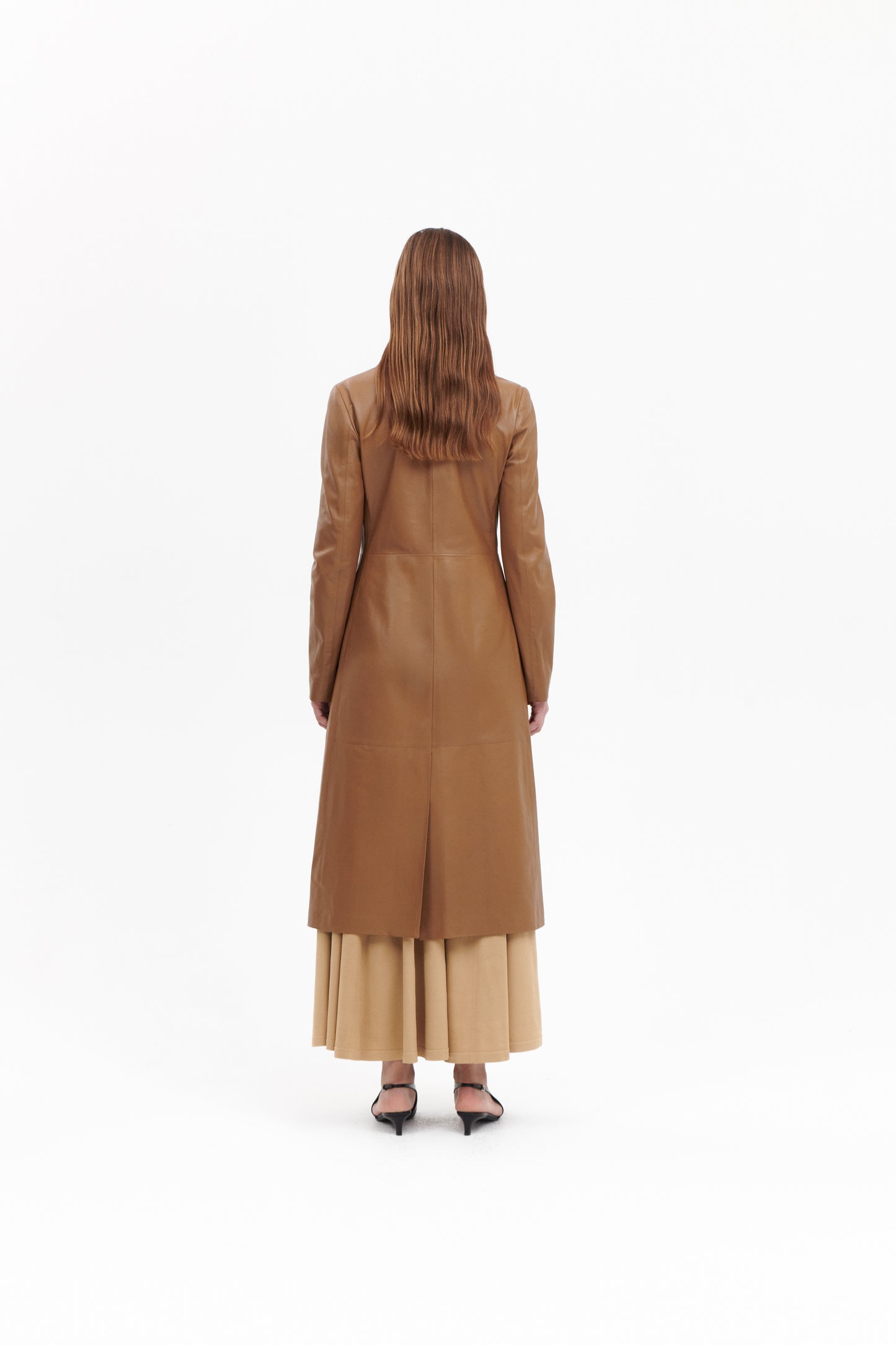 Classic leather coat in camel