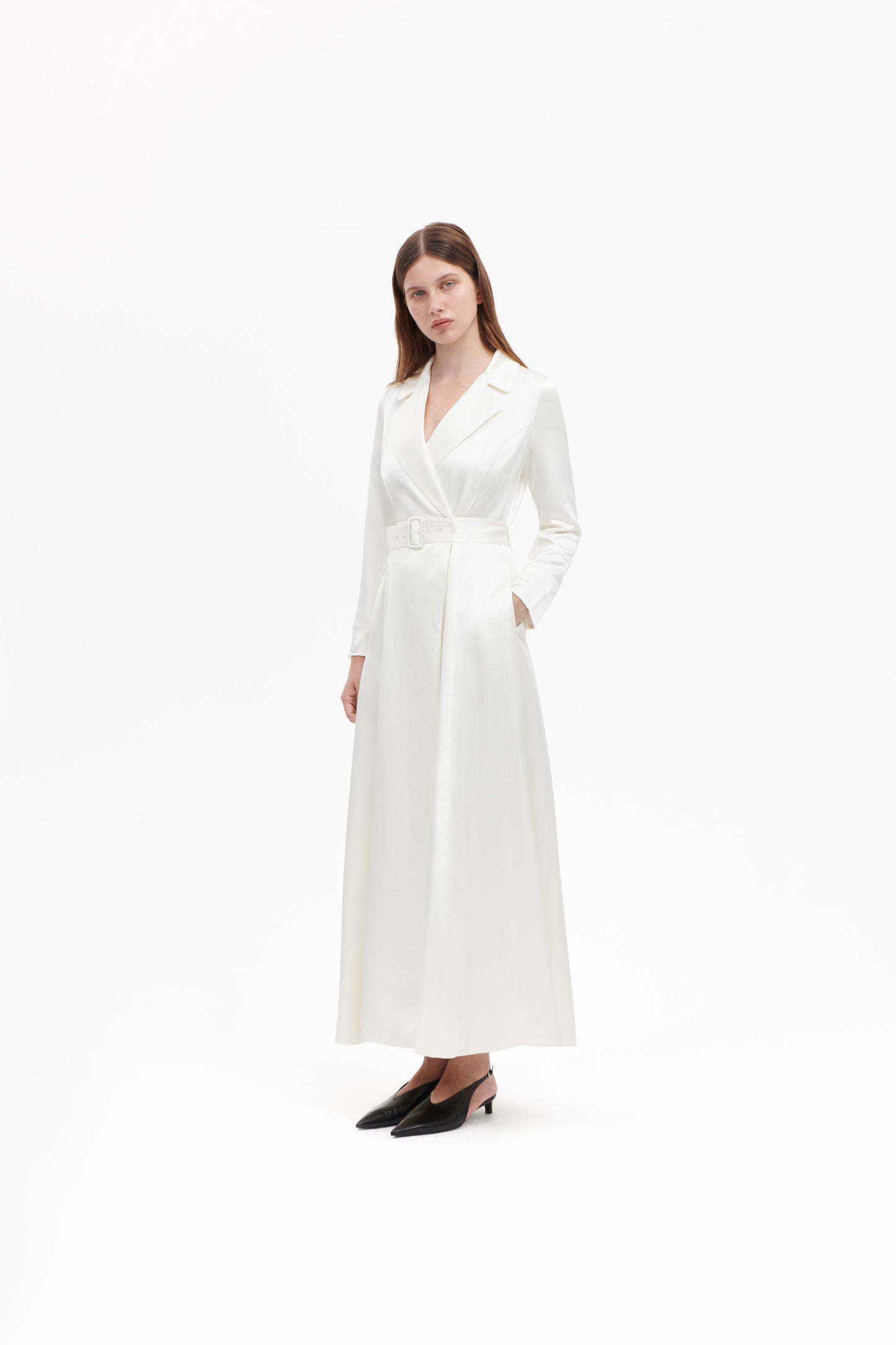 Trench coat in white silkwool