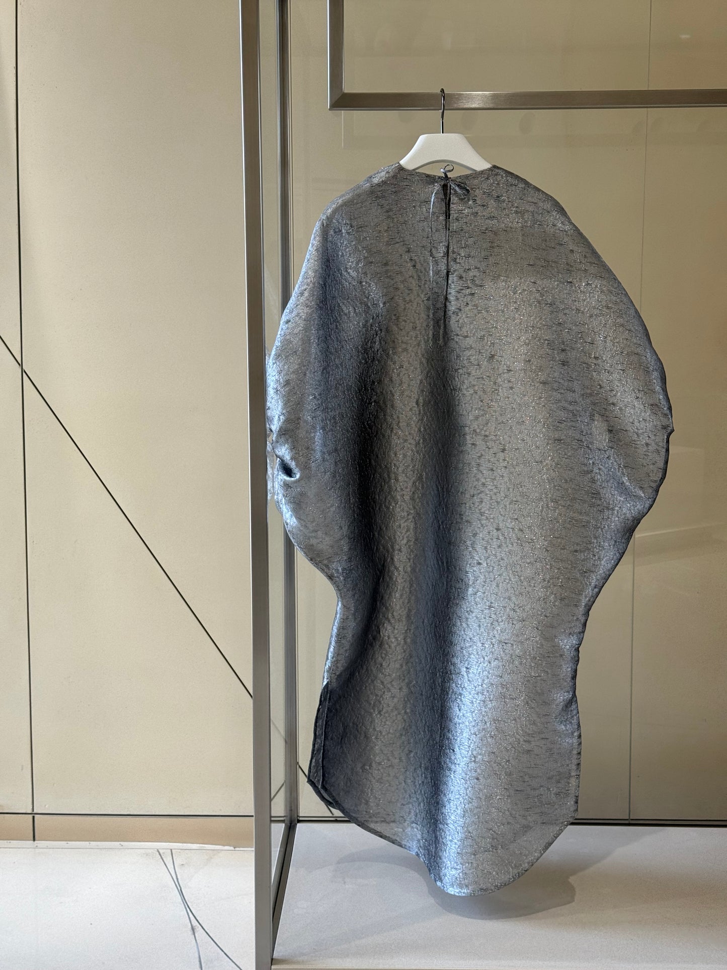 Metallic silver puff sleeves caftan