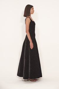 Square Neckline Voluminous dress in Velvet Quilt