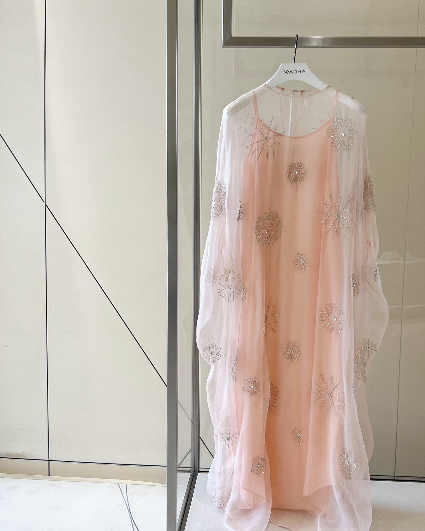 Classic caftan in silk organza with crystal geometric pattern