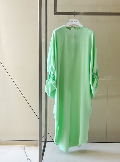 Puff sleeves caftan in crepe