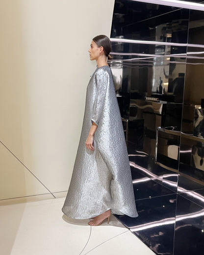 Classic caftan in metallic silver