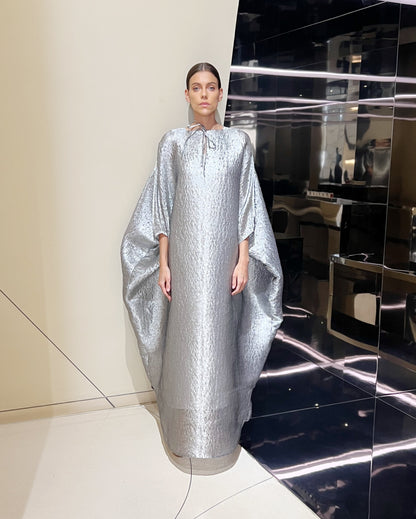 Classic caftan in metallic silver