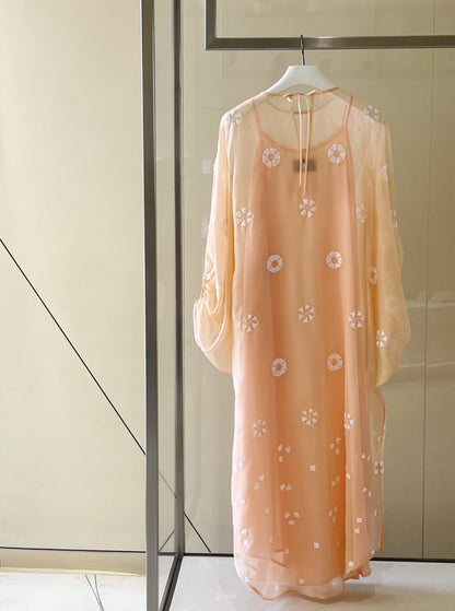 Puff sleeves  caftan in silk organza with full geometric embellishment