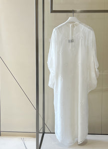 Puff sleeves  caftan in silk organza with full geometric embellishment